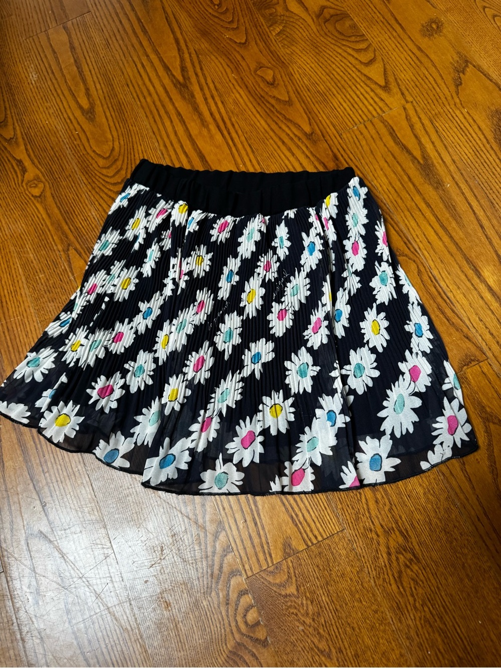 Desigual Black Pleated Mini Skirt with White Daisy Print